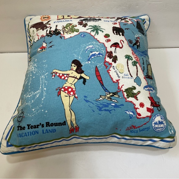 RETRO EMBROIDERED FLORIDA MAP ACCENT PILLOW - Picture 4 of 5